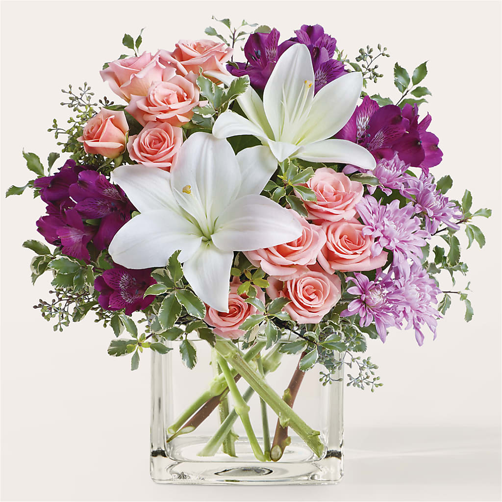 Mani Pedi Bouquet – Margartia Flowers, Jersey City NJ