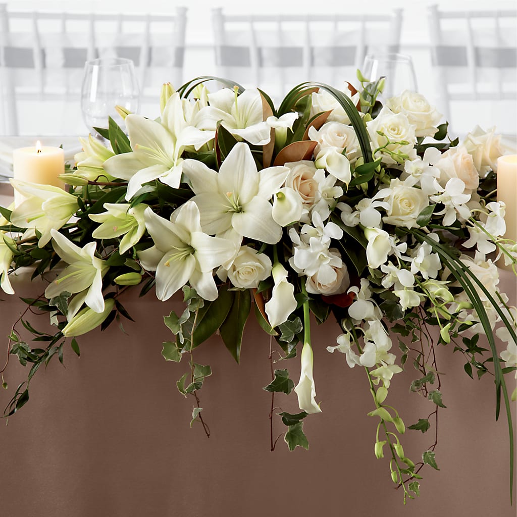 White Linen Arrangement – Margartia Flowers, Jersey City NJ