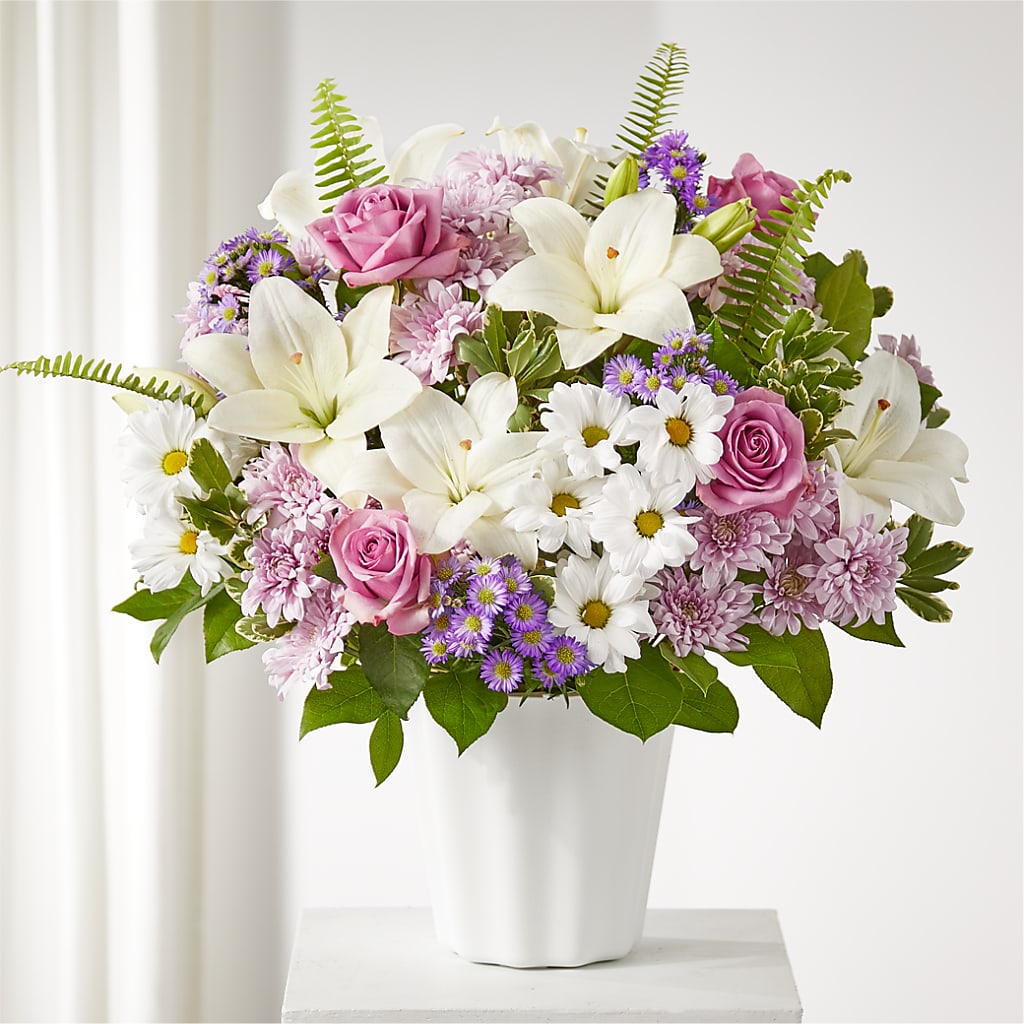 Warmest Thoughts Tabletop Basket –  Margartia Flowers, Jersey City NJ