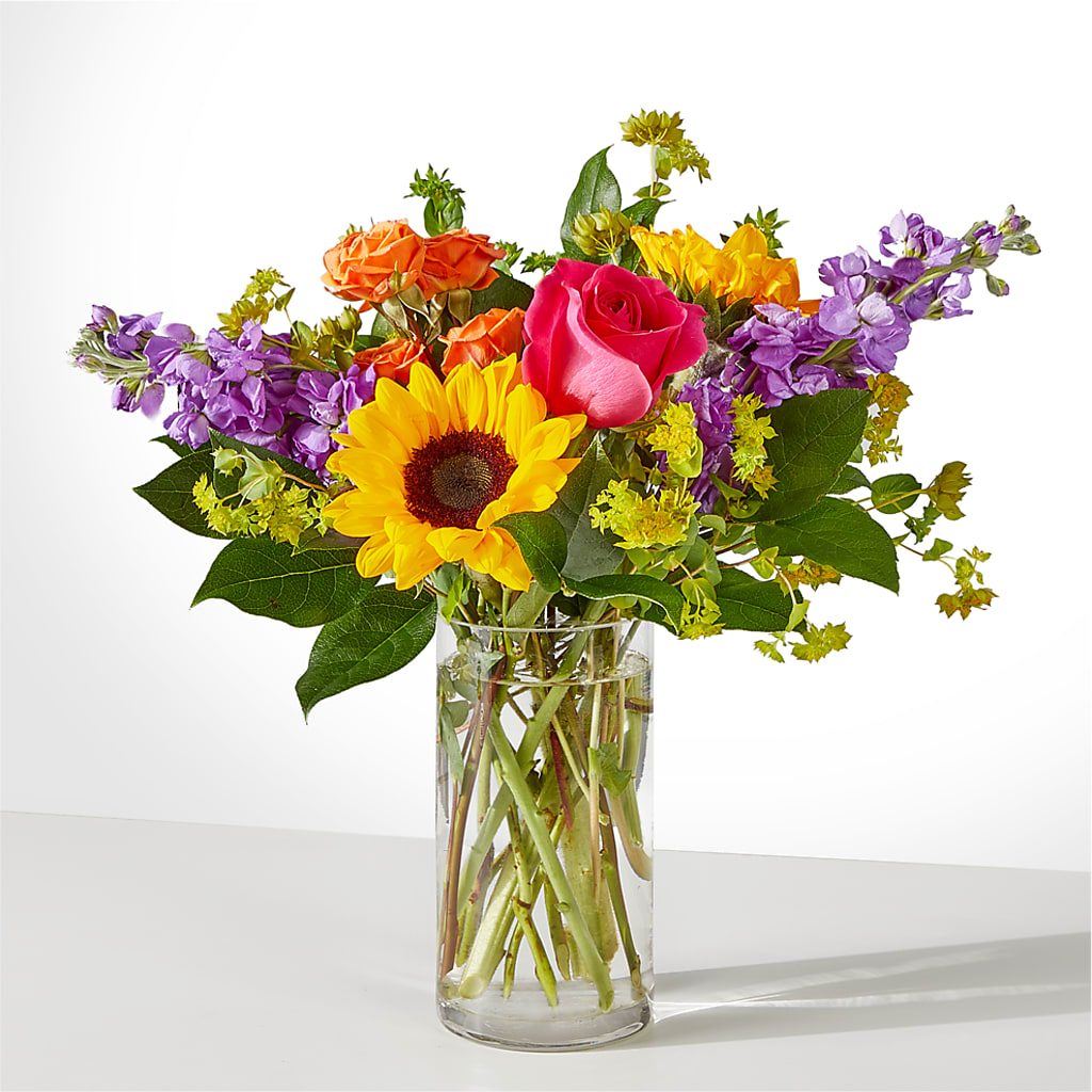 Vibrant Greetings Bouquet –  Margartia Flowers, Jersey City NJ