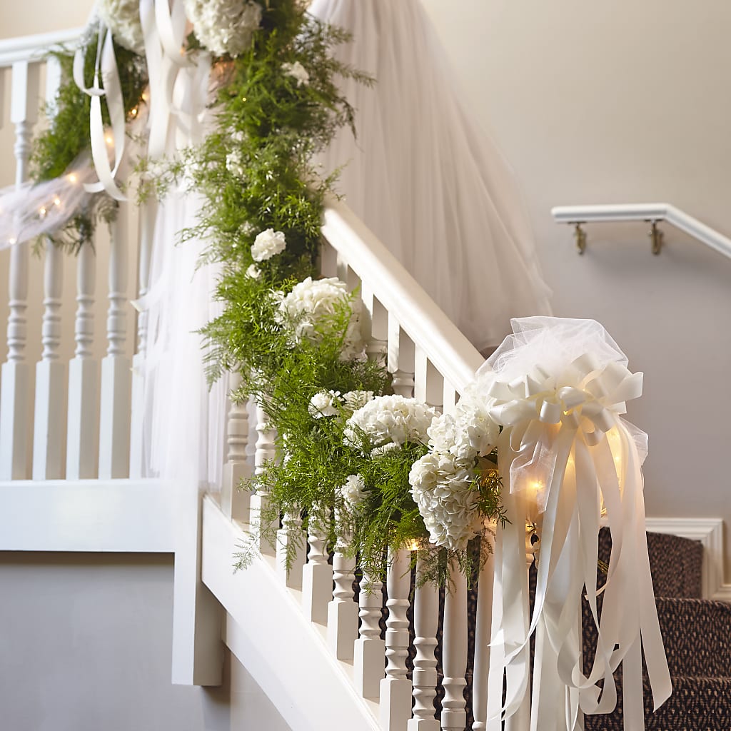 Champagne Dreams Garland –  Margartia Flowers, Jersey City NJ